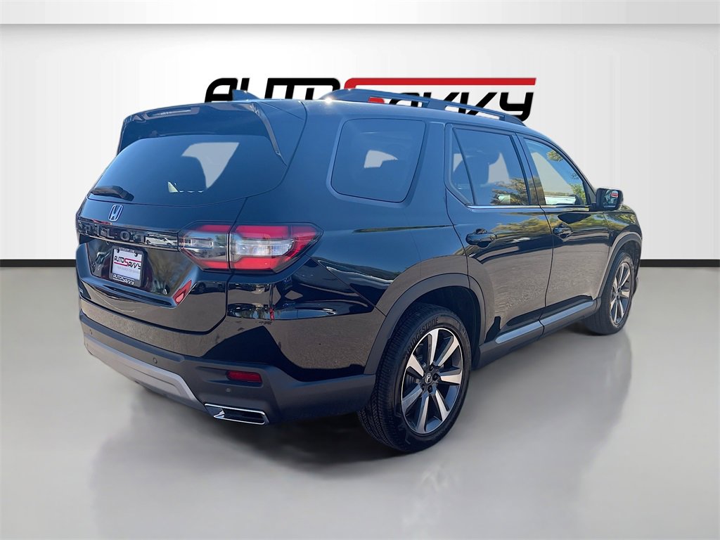 Used 2025 Honda Pilot Elite image 7
