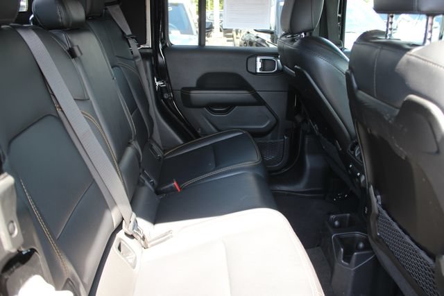 Used 2024 Jeep Gladiator Sport w/ Premium Package AWD/4WD image 31