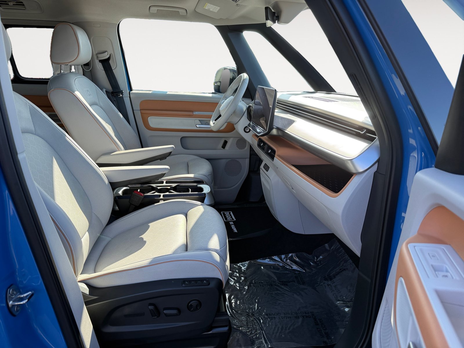 Certified 2025 Volkswagen ID. Buzz 1st Edition AWD/4WD image 19