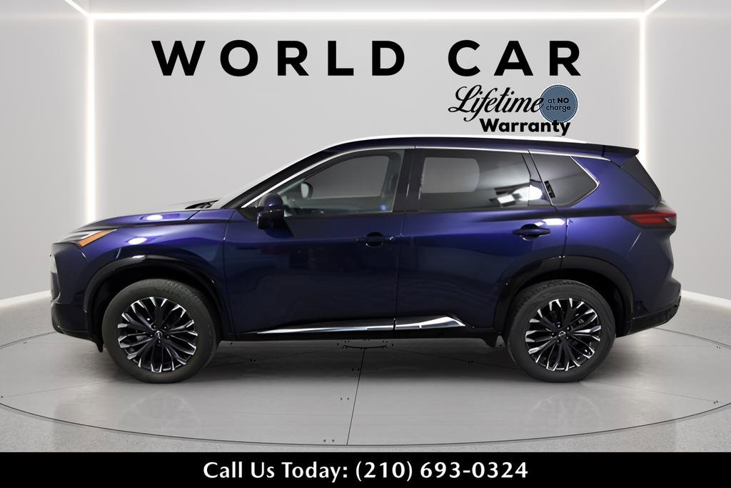 Used 2024 Nissan Rogue Platinum w/ Platinum Premium Package image 4