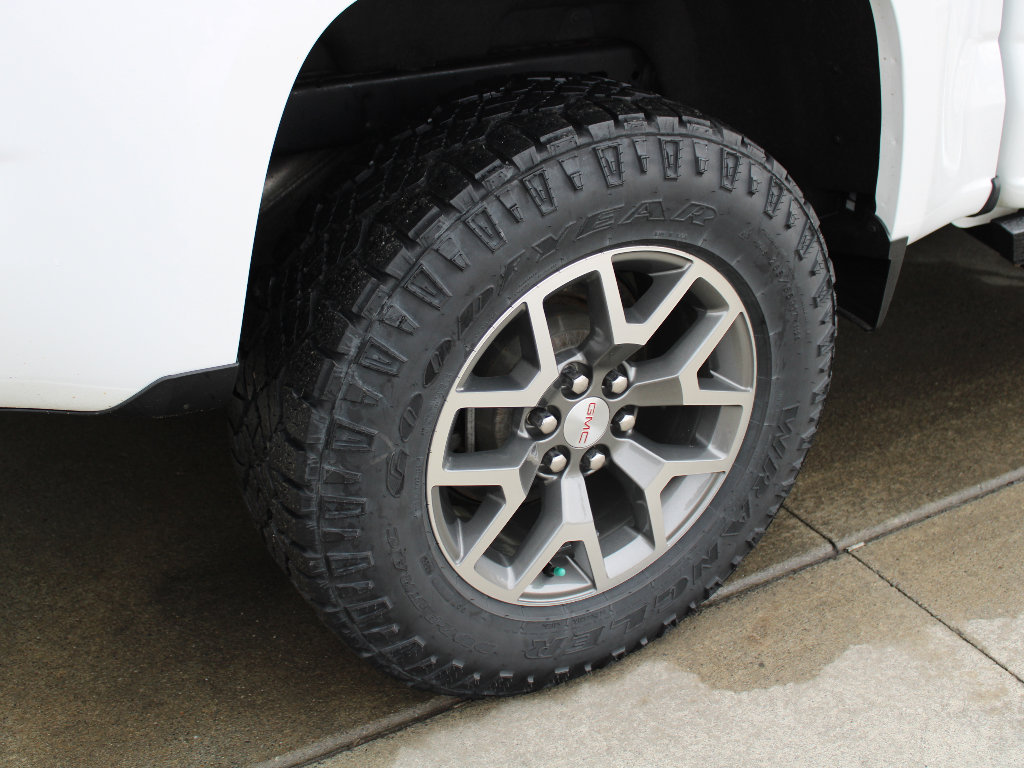 Used 2022 GMC Canyon AT4 w/ Trailering Package image 36