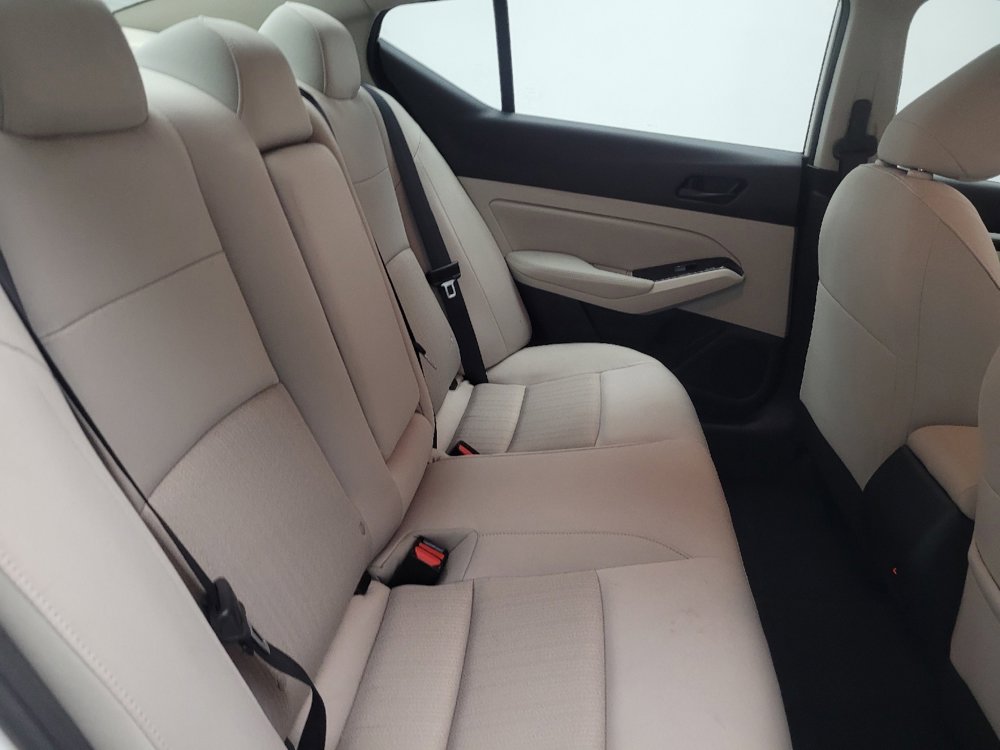 Used 2023 Nissan Altima 2.5 SV image 19