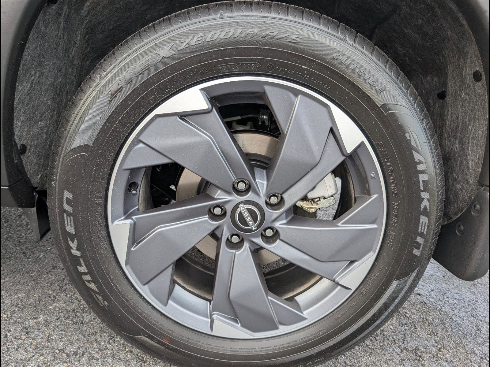 Used 2026 Nissan Rogue SV w/ SV Premium Package image 20