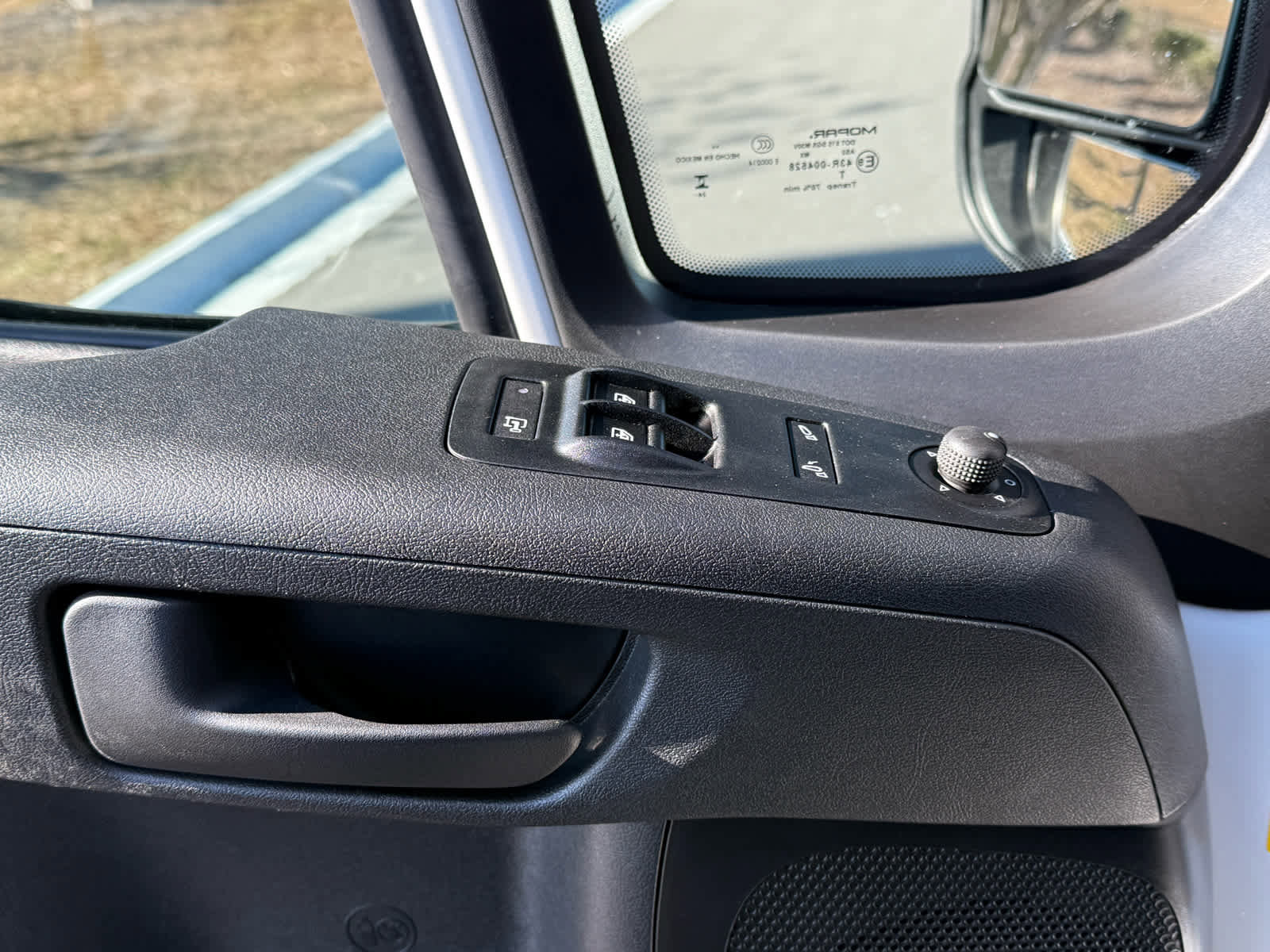 Used 2025 RAM ProMaster 1500 w/ Convenience Group image 13