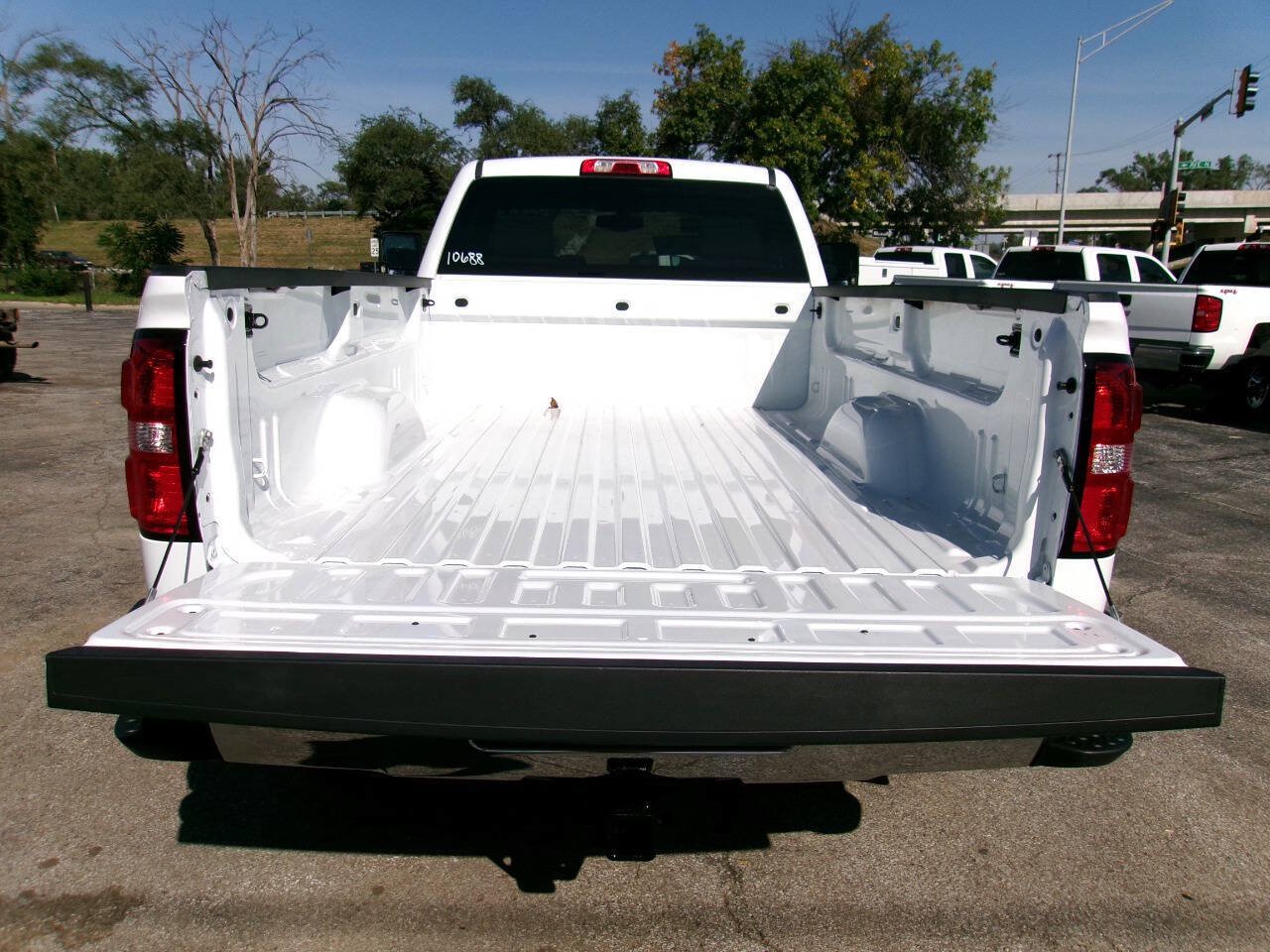 Used 2016 GMC Sierra 3500 4x4 Regular Cab w/ Sierra Convenience Package image 3
