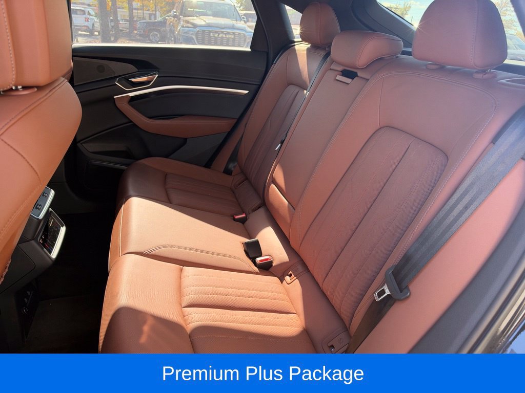 Used 2024 Audi Q8 e-tron Premium Plus w/ Premium Plus Package AWD/4WD image 15