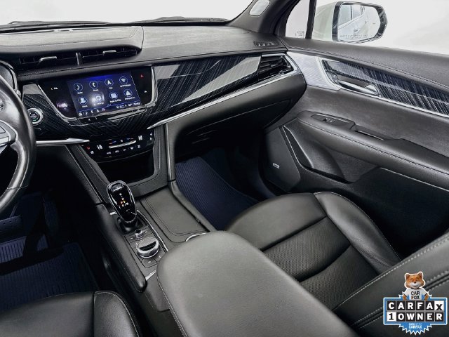 Used 2024 Cadillac XT6 Premium Luxury AWD/4WD image 27