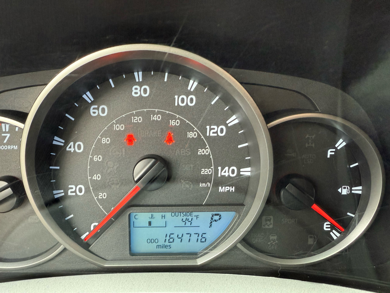 Used 2016 Toyota RAV4 LE image 23