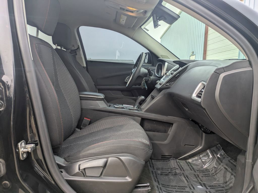 Used 2017 Chevrolet Equinox LT FWD image 17