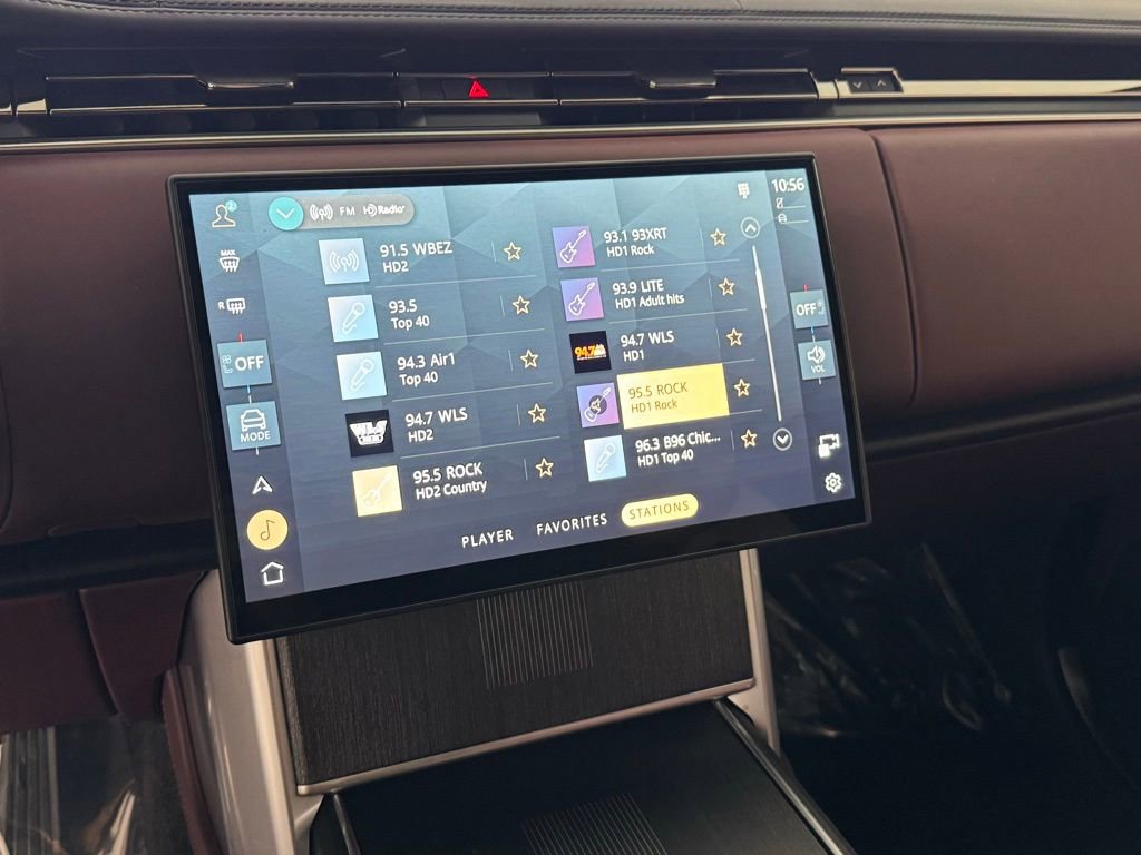 Used 2024 Land Rover Range Rover Autobiography AWD/4WD image 23
