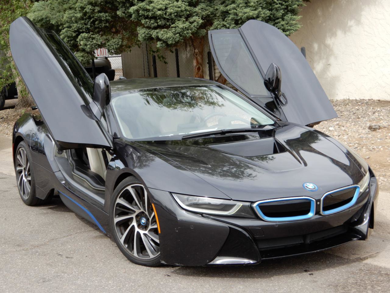 Used 2016 BMW i8 AWD/4WD image 2