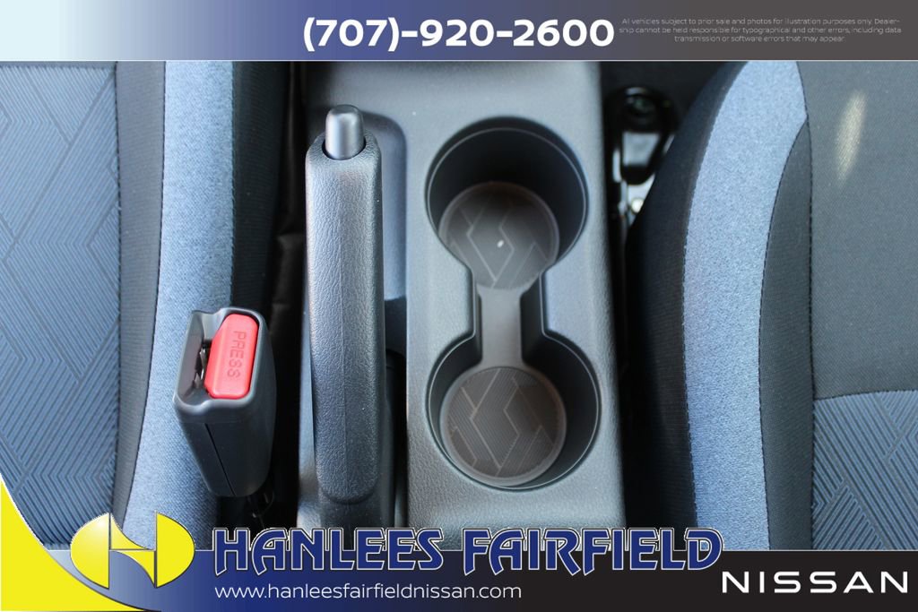 New 2025 Nissan Versa SV w/ Trunk Package FWD image 17