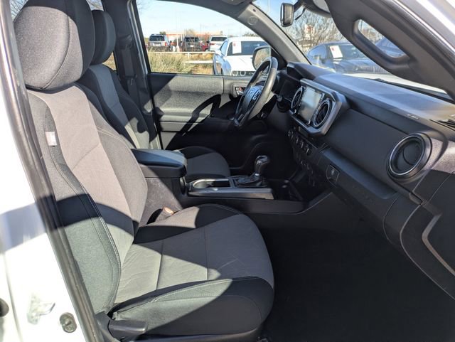 Used 2023 Toyota Tacoma TRD Off-Road image 29