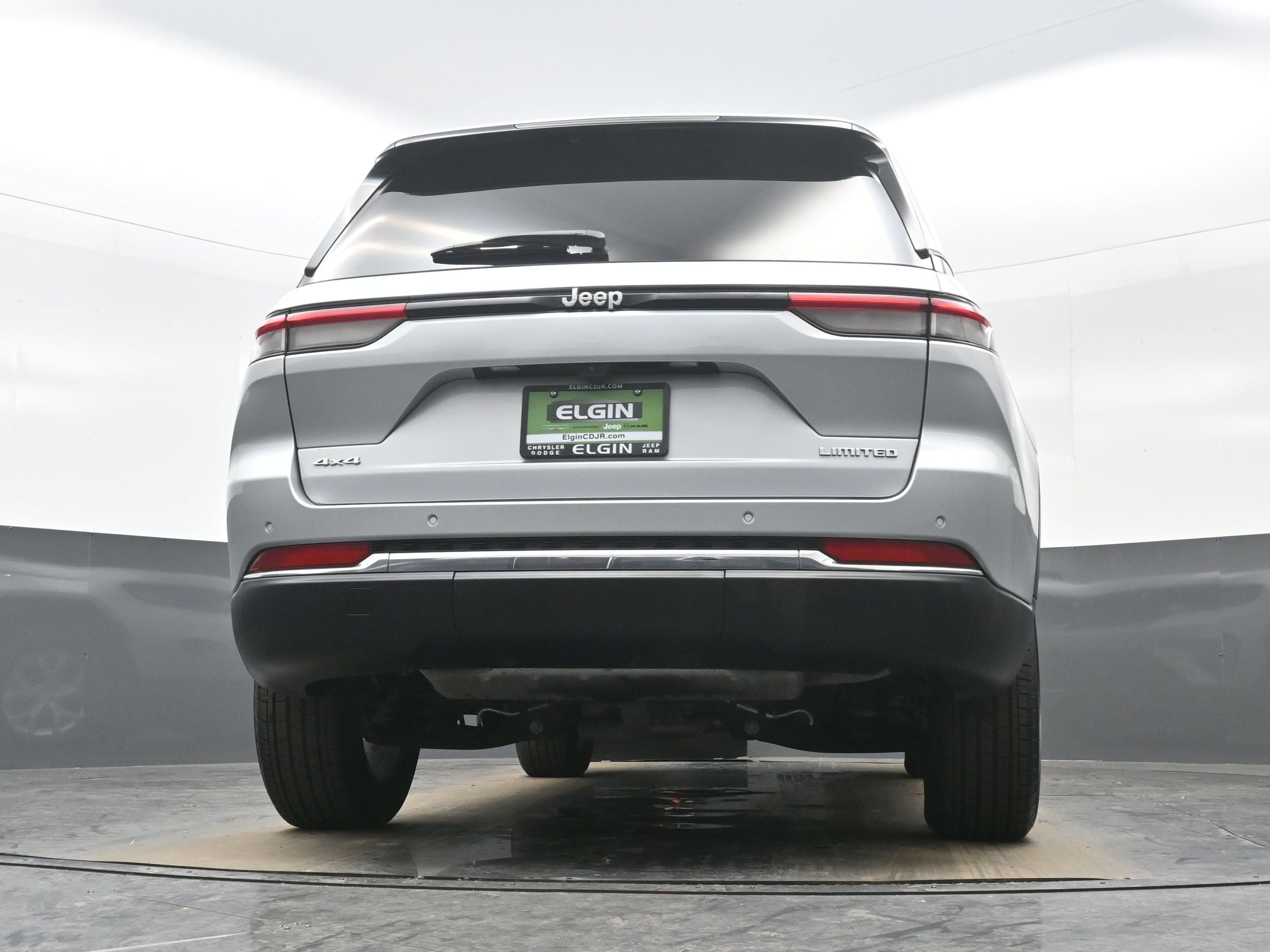 Used 2024 Jeep Grand Cherokee Limited image 28