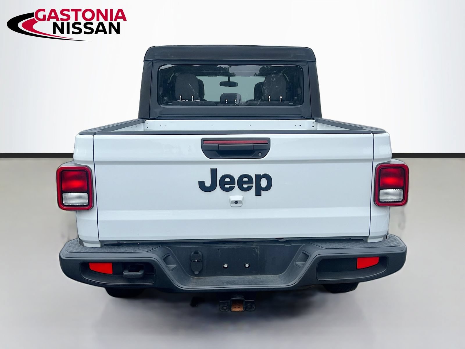 Used 2023 Jeep Gladiator Sport w/ Trailer Tow Package AWD/4WD image 7