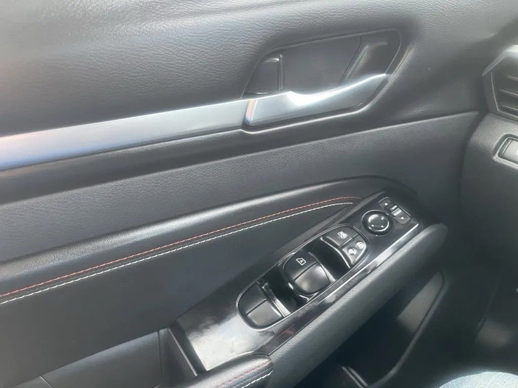 Used 2023 Nissan Altima 2.0 SR image 29