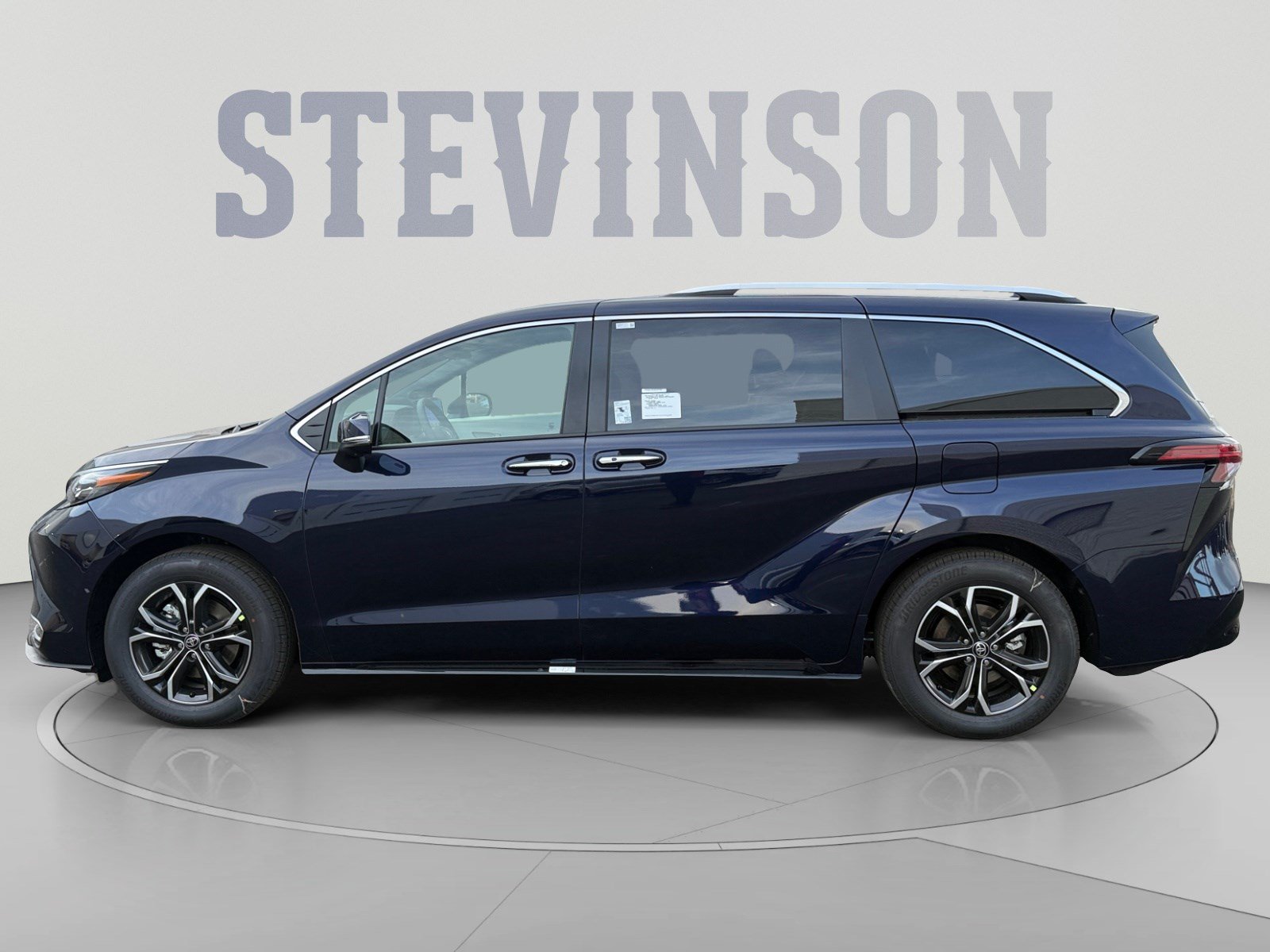New 2026 Toyota Sienna Platinum AWD/4WD image 2