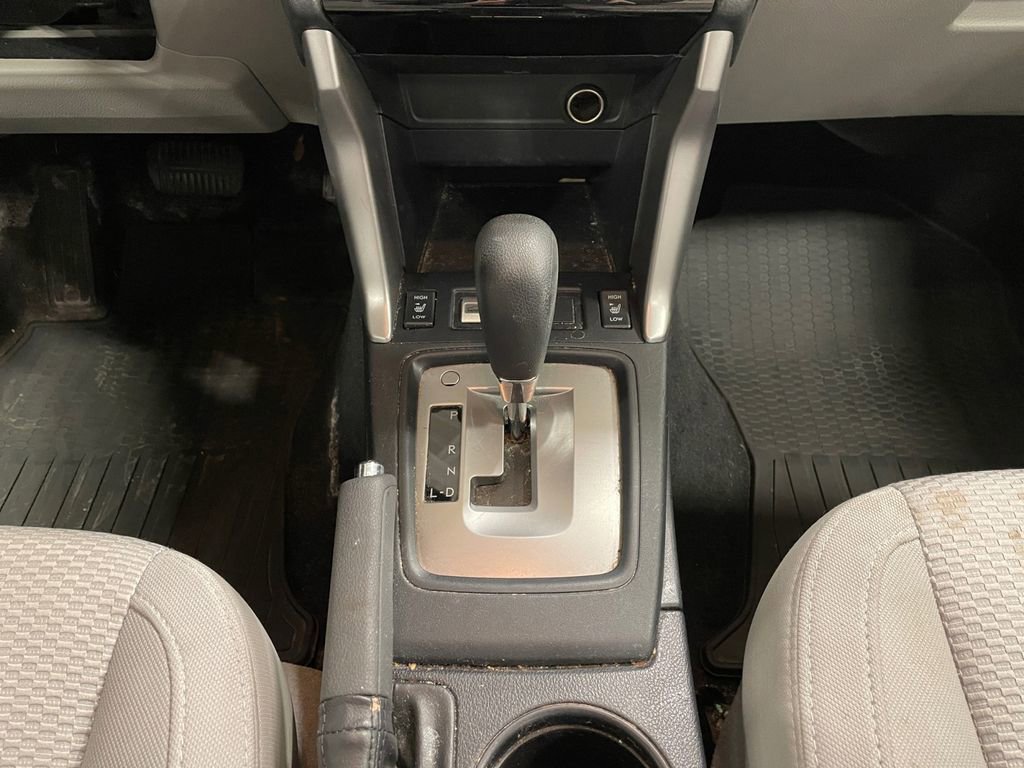 Used 2018 Subaru Forester 2.5i Premium w/ All-Weather Package AWD/4WD image 11