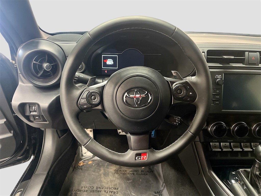 Used 2025 Toyota GR86 Premium w/ ALL Weather Mat Package (TMS) image 11