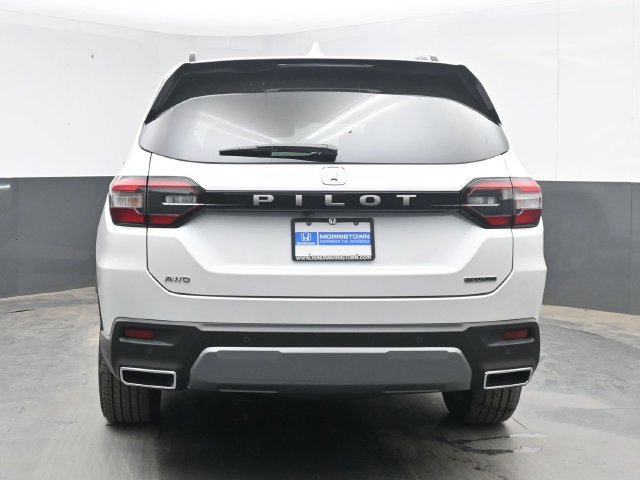 New 2026 Honda Pilot Touring image 9