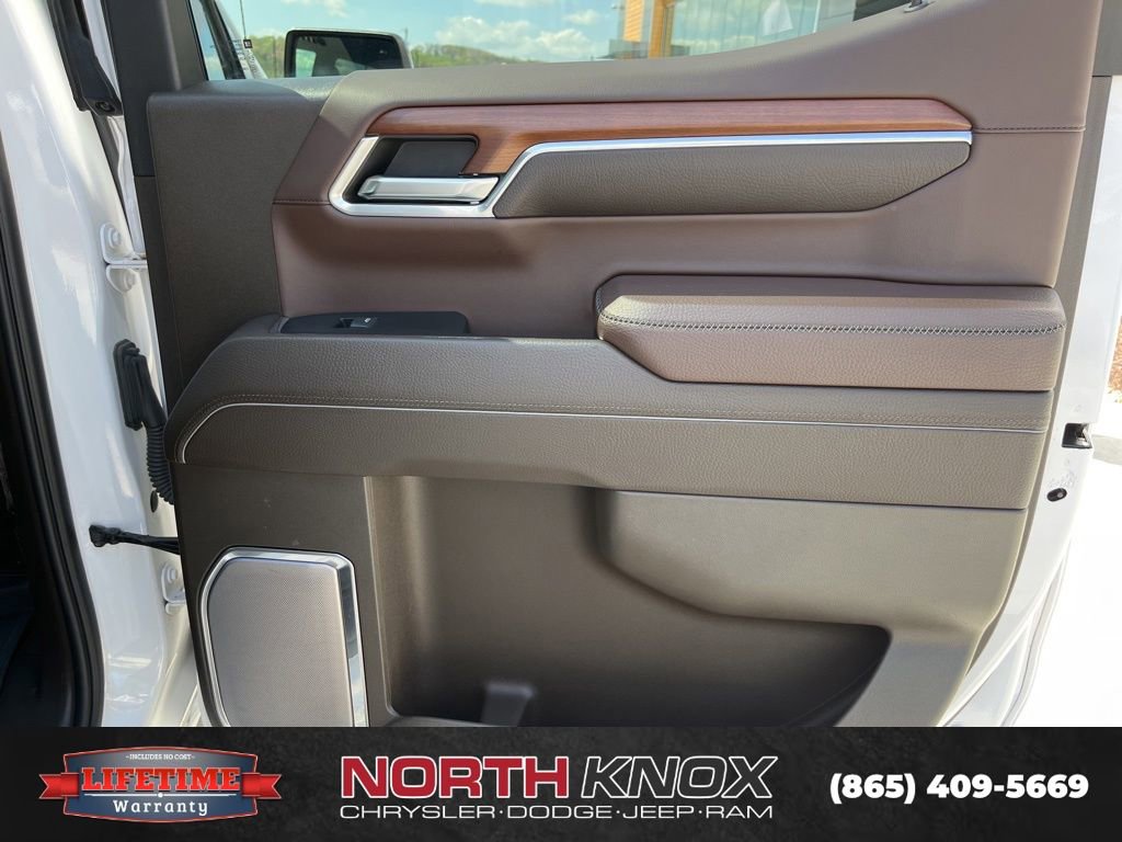 Used 2023 GMC Sierra 1500 Denali AWD/4WD image 25