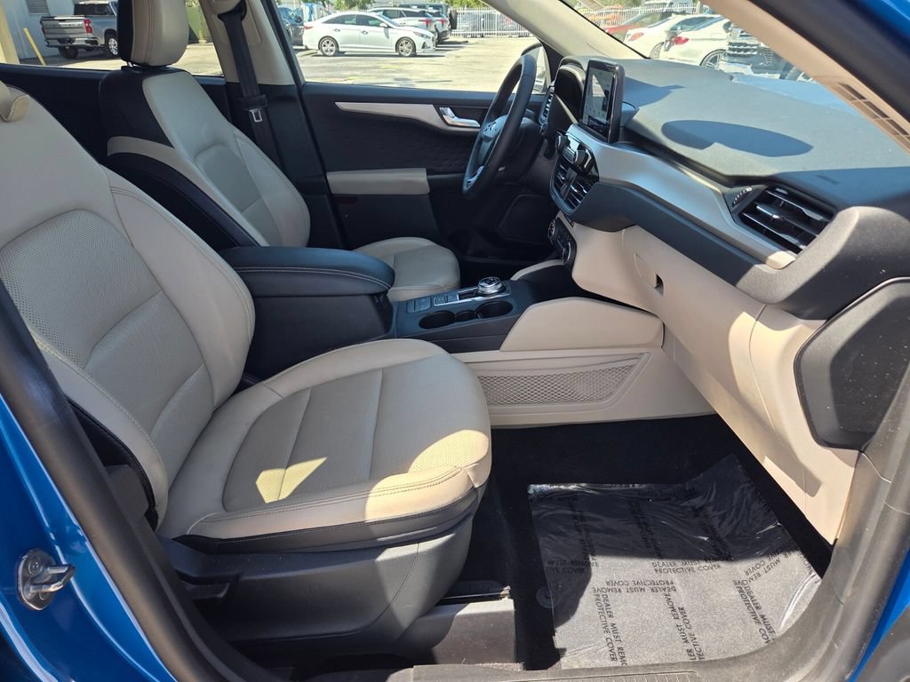 Used 2020 Ford Escape SEL FWD image 15
