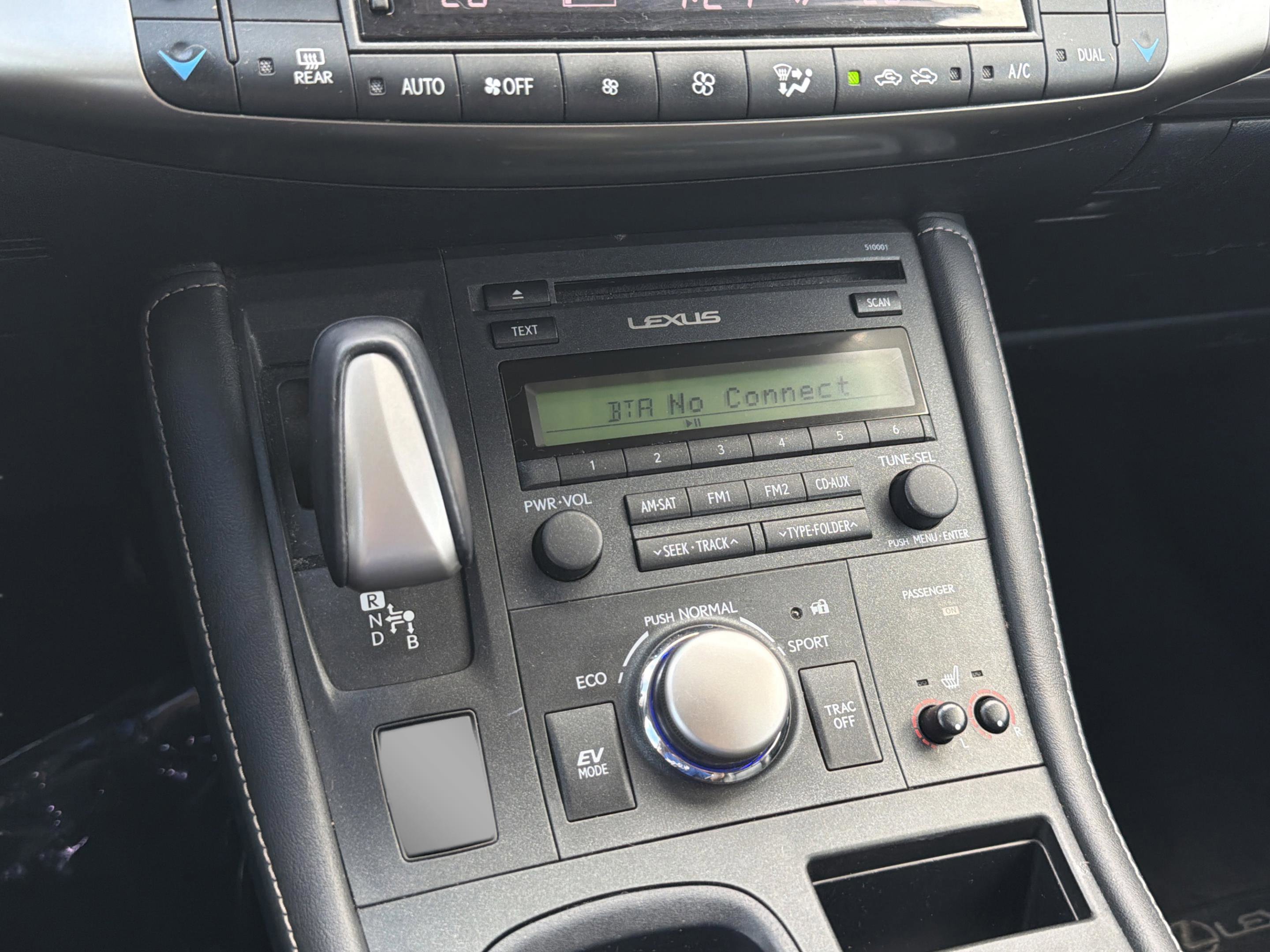 Used 2016 Lexus CT 200h w/ Seat Comfort Package image 18