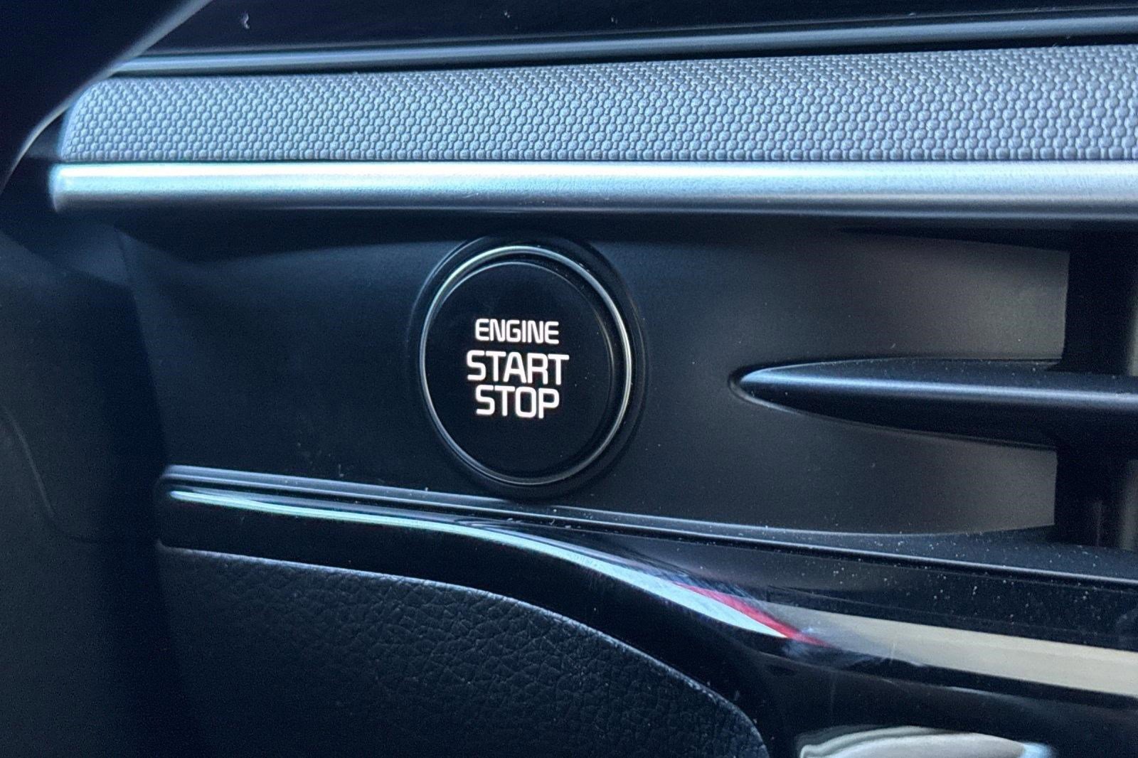 Used 2025 Kia K5 LXS image 31