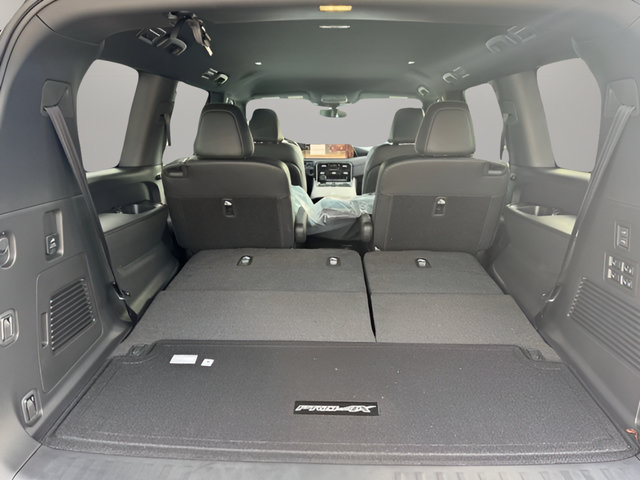 New 2026 Nissan Armada PRO-4X w/ Captain's Chari Seat Package AWD/4WD image 25