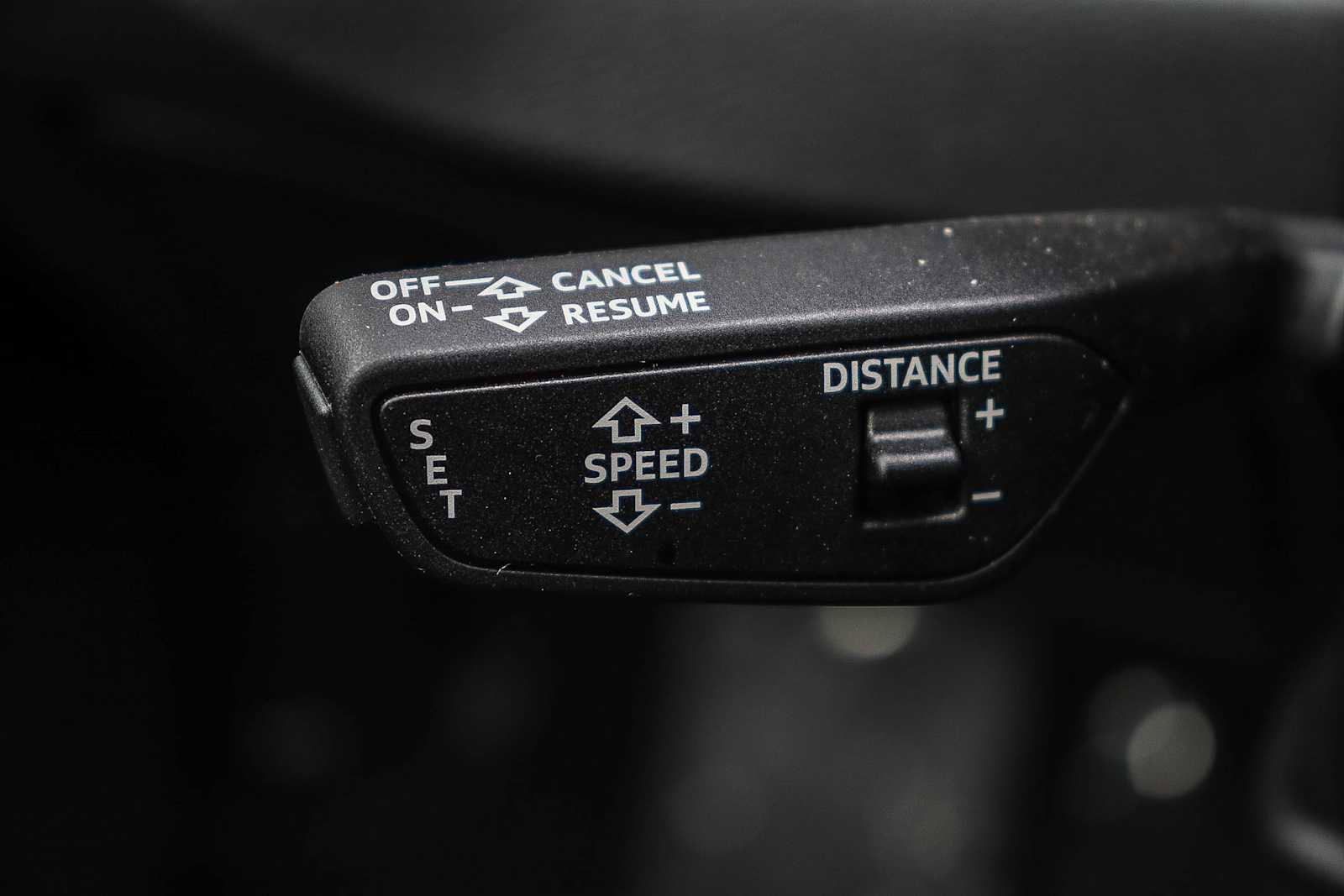 Used 2025 Audi Q3 2.0T Premium Plus w/ Premium Plus Package image 31