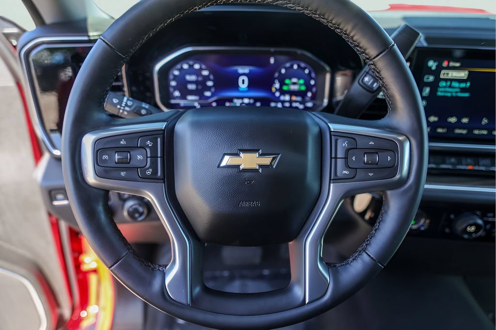 Used 2024 Chevrolet Silverado 1500 LT AWD/4WD image 15