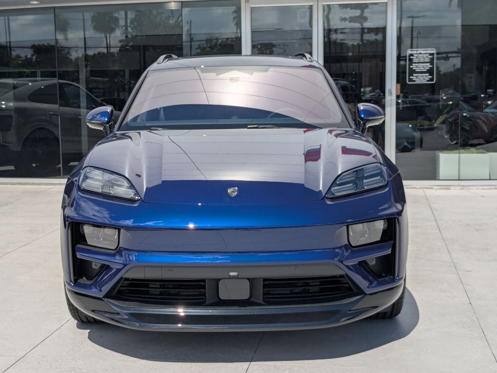 New 2025 Porsche Macan Turbo Electric AWD/4WD image 6