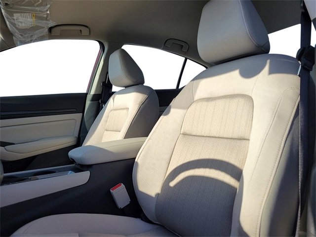 New 2025 Nissan Altima 2.5 SV image 25