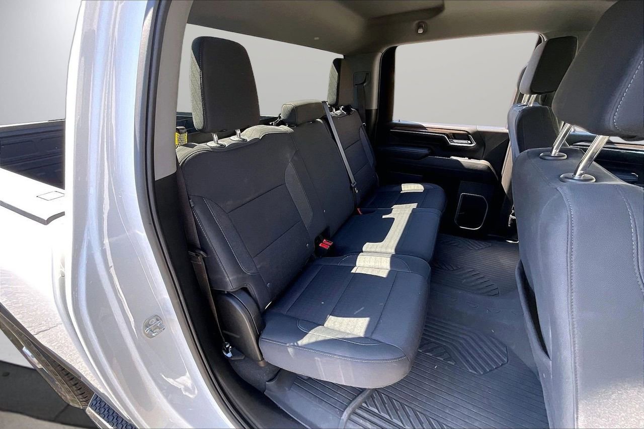 Used 2024 Chevrolet Silverado 2500 LT image 24