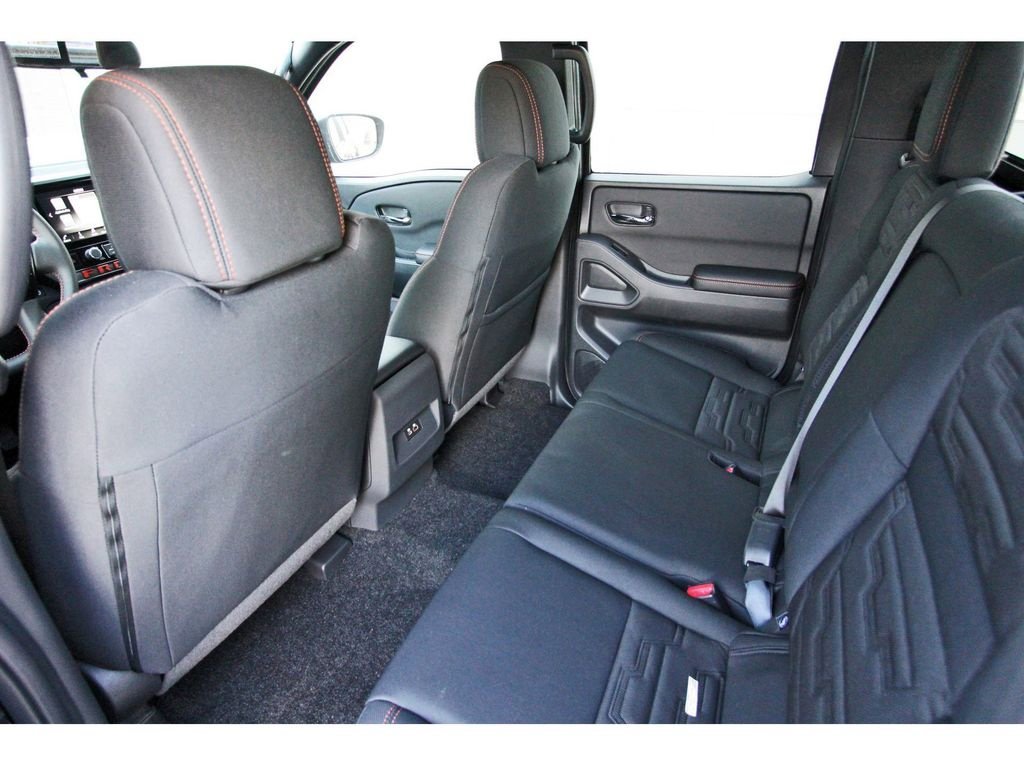 New 2025 Nissan Frontier PRO-4X w/ Interior Protection Package AWD/4WD image 11