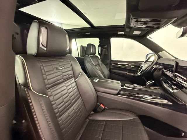 Used 2023 Cadillac Escalade V AWD/4WD image 48