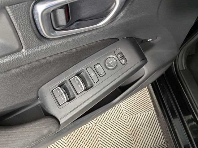 Certified 2025 Honda Civic Sport image 12