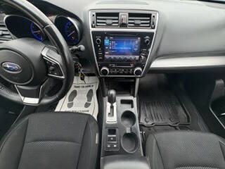 Used 2019 Subaru Outback 2.5i Premium AWD/4WD image 18