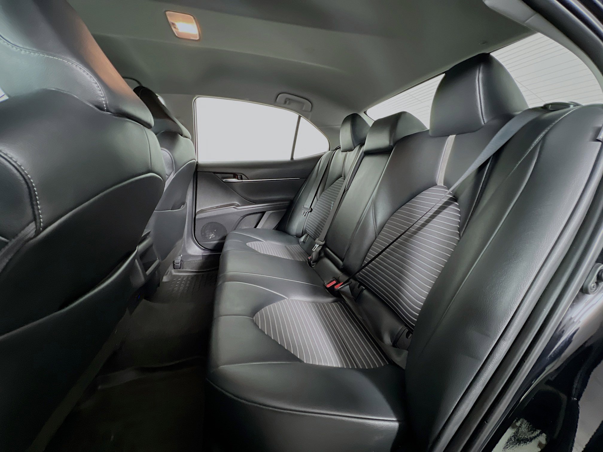 Used 2024 Toyota Camry SE image 20