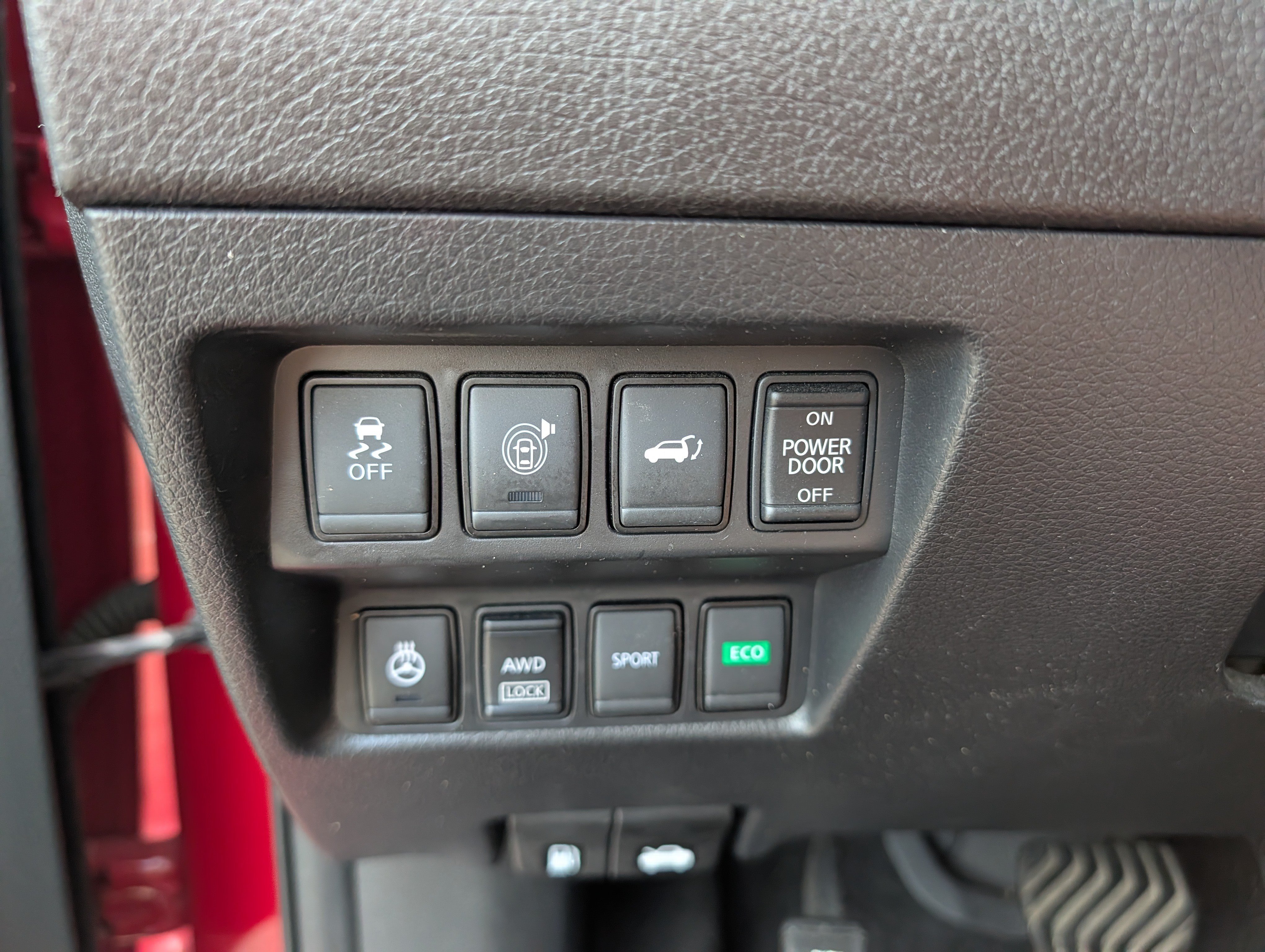 Used 2017 Nissan Rogue SL AWD/4WD image 25