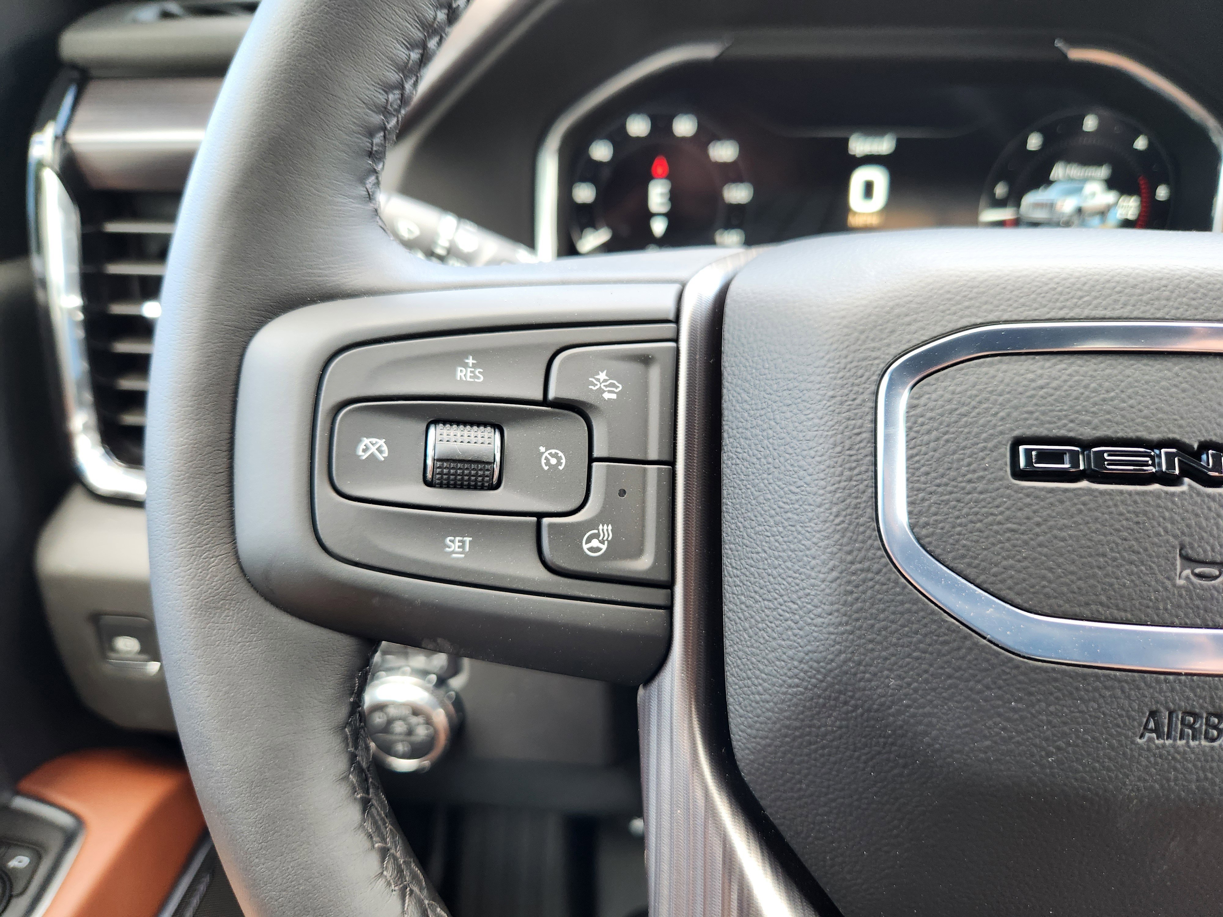 New 2025 GMC Sierra 2500 Denali Ultimate w/ Max Trailering Package image 24