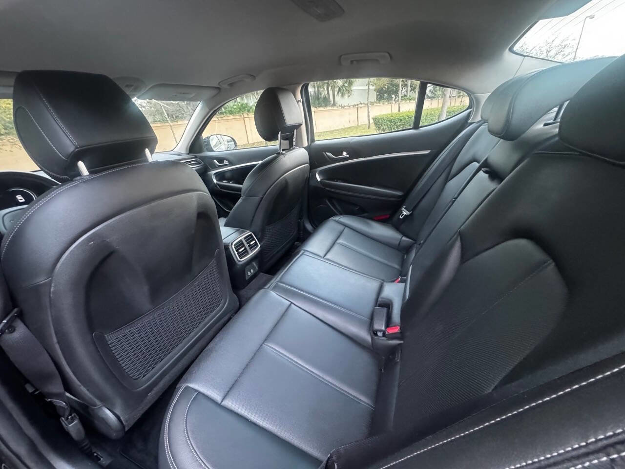 Used 2025 Genesis G70 2.5T image 49