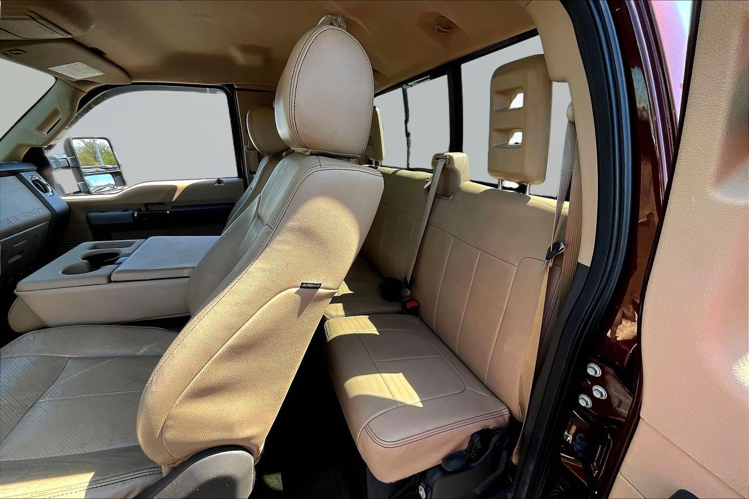 Used 2016 Ford F250 Lariat w/ Lariat Interior Package image 21