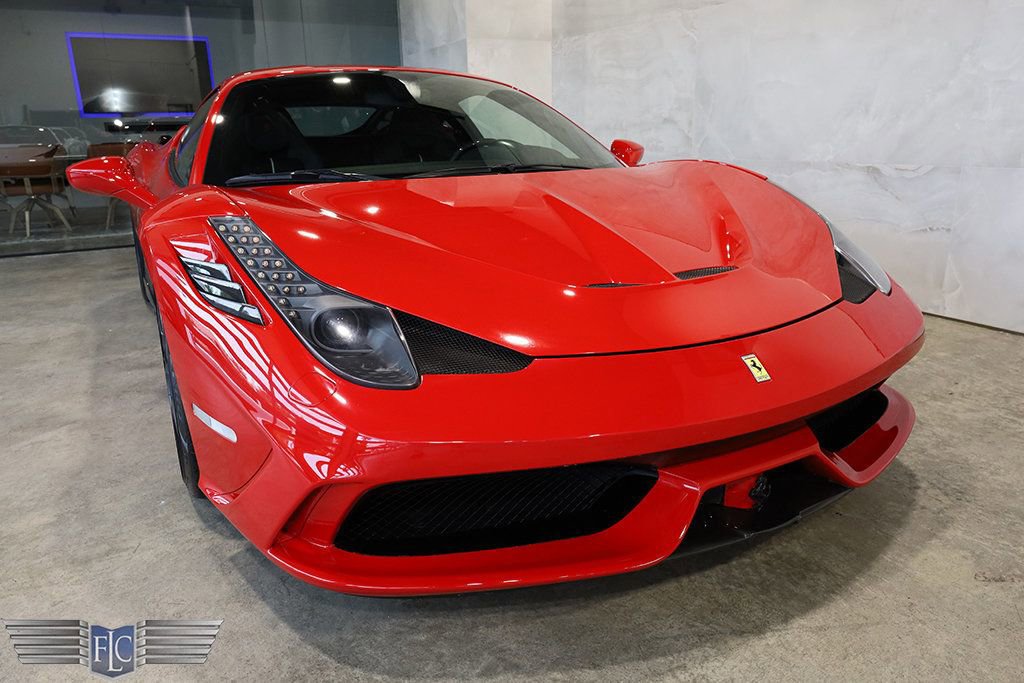 Used 2014 Ferrari 458 Speciale image 9