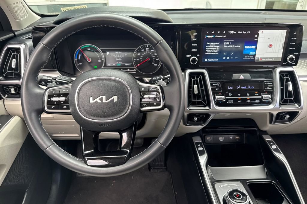 Certified 2023 Kia Sorento EX AWD/4WD image 15