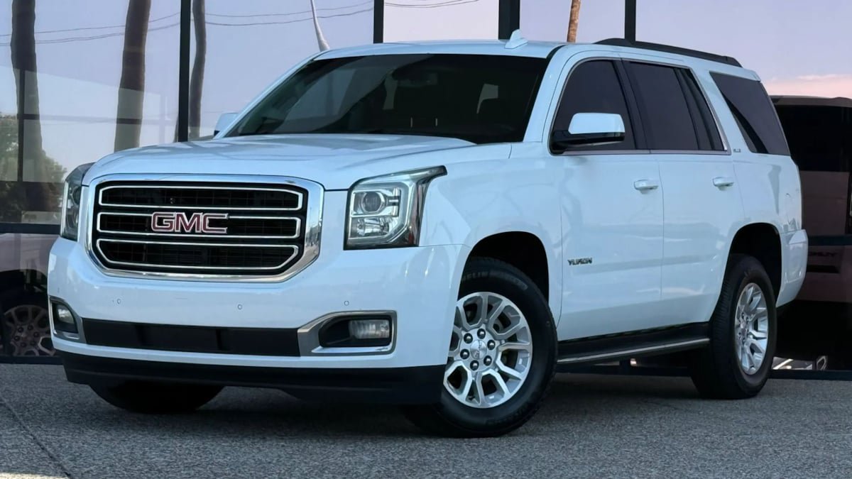 Used 2018 GMC Yukon SLE w/ Convenience Package RWD image 2