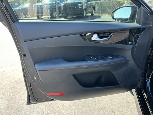 Used 2024 Kia Forte GT image 12