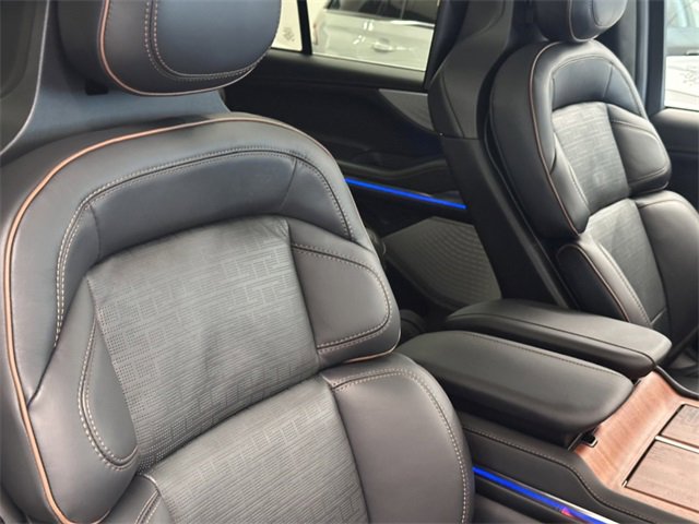 New 2025 Lincoln Navigator Black Label image 13