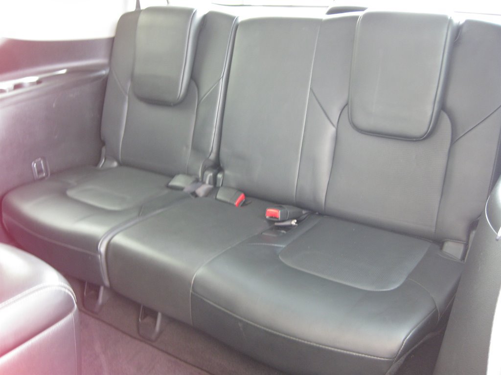 Used 2017 Nissan Armada Platinum w/ Captain Seat Package AWD/4WD image 26
