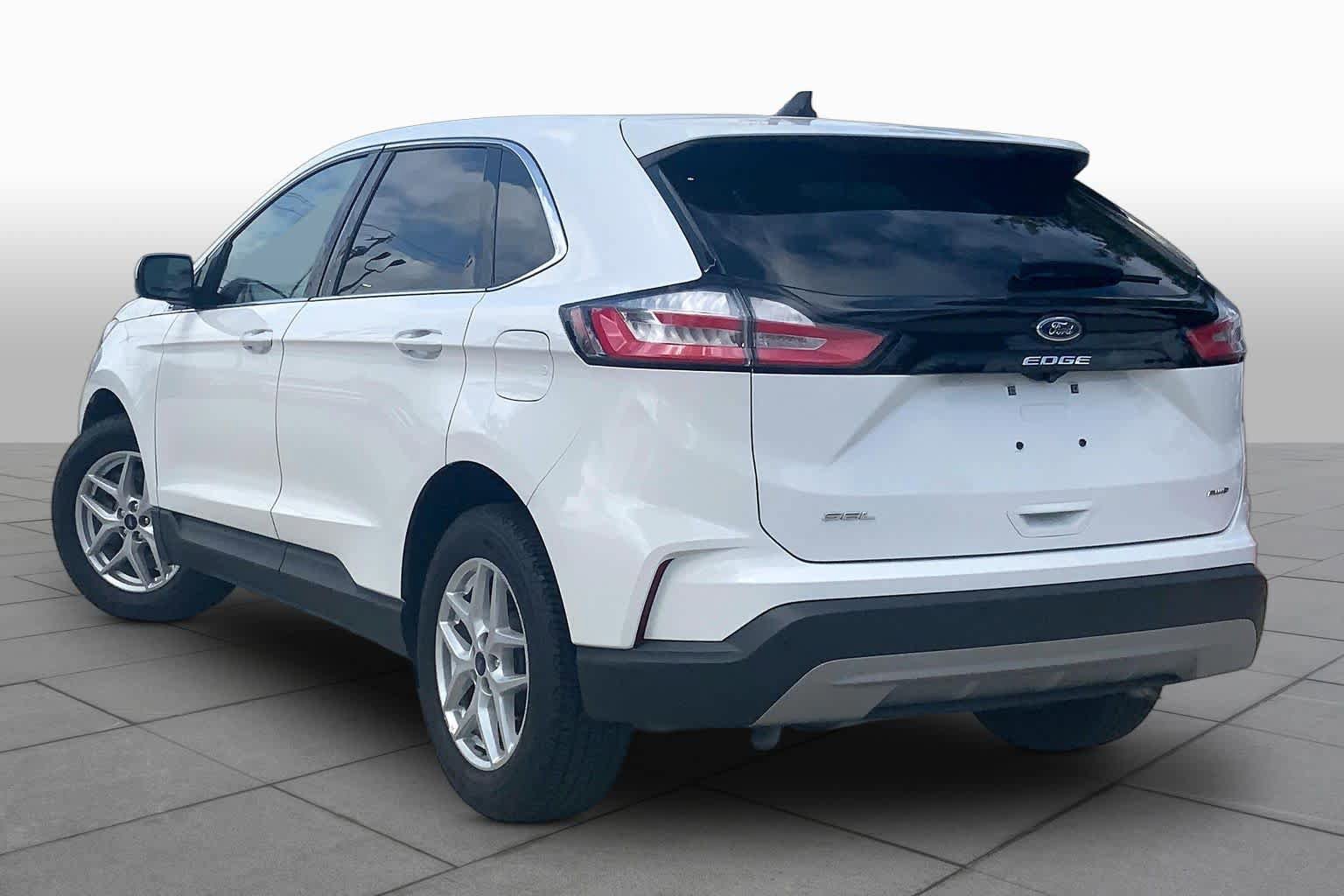 Used 2022 Ford Edge SEL AWD/4WD image 12
